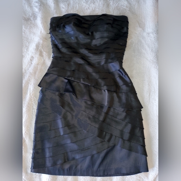 Jessica Simpson Black Satin Dress with Layers - Picture 2 of 9
